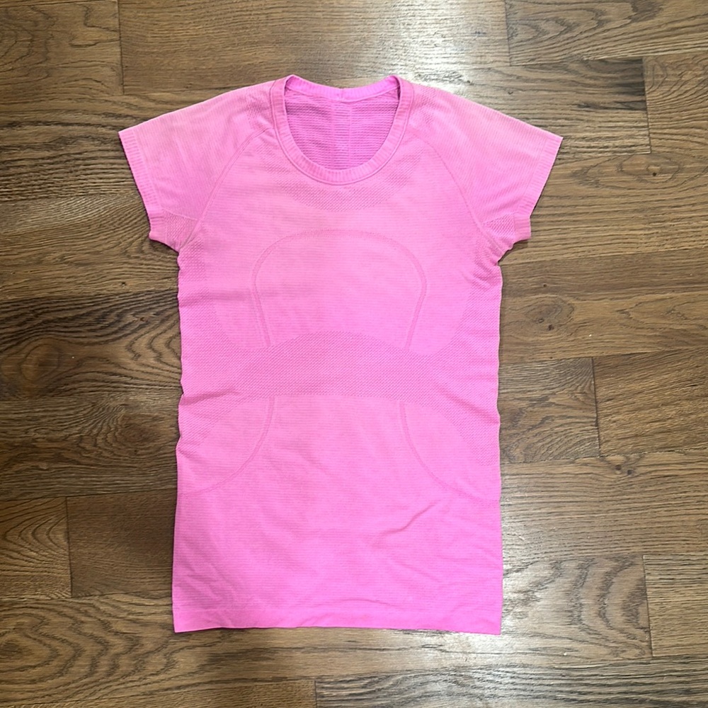 Lululemon Swiftly Tech